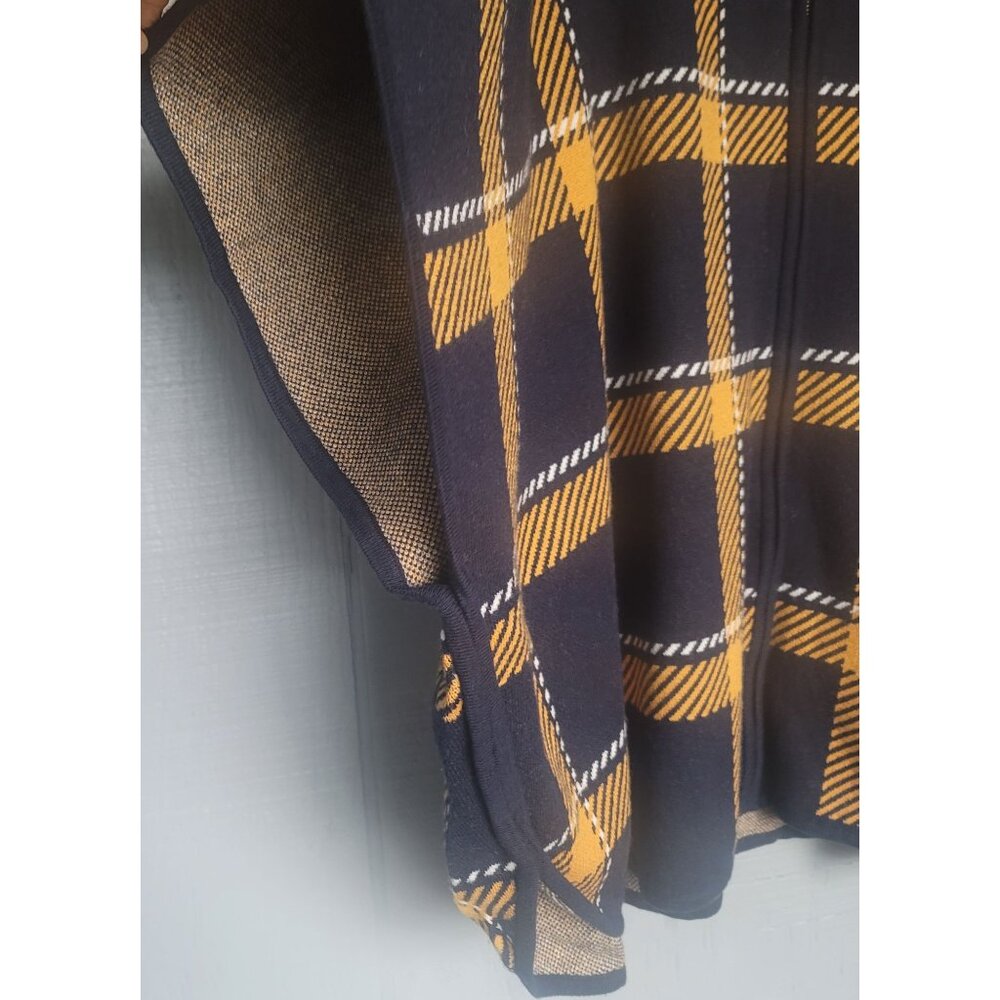 Jones New York Downtown Glam Full Zip Plaid Poncho. Size L/XL - Picture 2 of 7